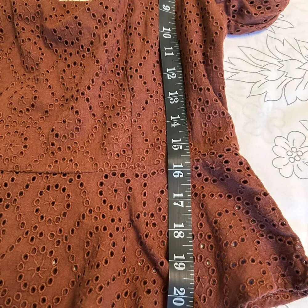 NWT Band of the Free Smock Peplum Crop Cotton Eyelet Boho Top Size Small Brown - Picture 9 of 11